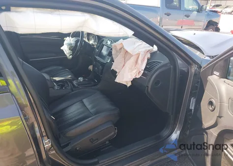 2021 Chrysler 300 S из США, поврежденный, VIN 2C3CCABG7MH545705